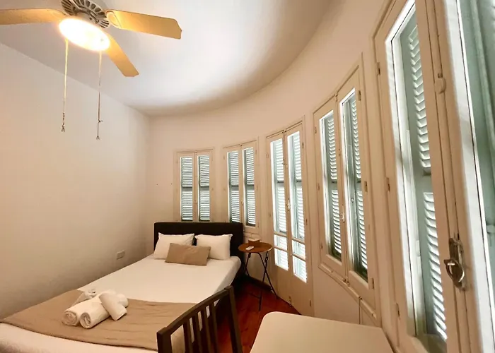 Cozy Corner 2 Bdr Center Platform 357 Ltd 尼科西亚